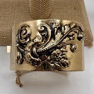 Art Nouveau Style Hinged Bracelet